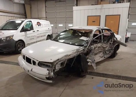 1998 Buick Century Custom из США, поврежденный, VIN 2G4WS52M2W1515009